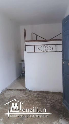 Maison à vendre à Kairouan (منزل للبيع قرب المعهد النموذجي )