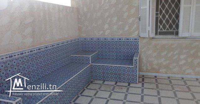 Etage de villa meublée à louer