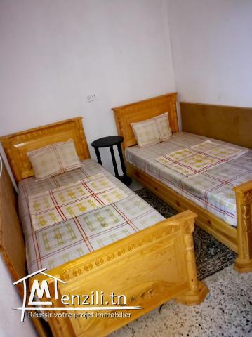 Vaste studio pieds dans l'eau dans la plus belle zone de Hammamet