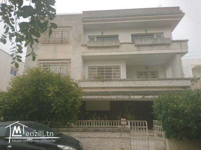 Villa 800m², El Menzah 6