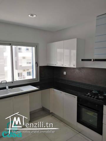 S 3 de 140 m² à cité wafa