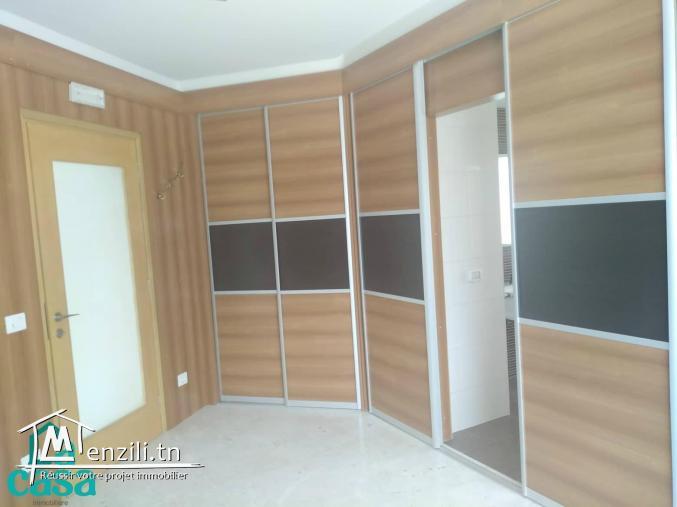 villa en s 3 de 400 m² à Sidi Mahrsi