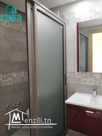 S 2 de 116 m² vide à Mrezga