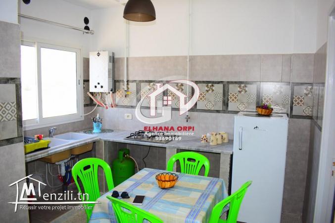 appartement s+2 pied dans l'eau corniche
