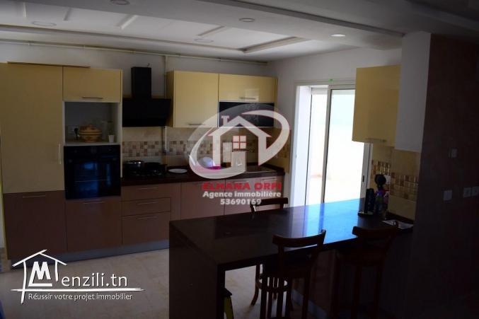 Appartement rejich pied dans l'eau avec vue sur mer