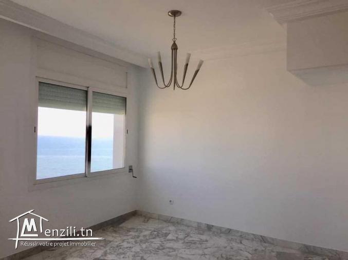 Duplex Vue mer à gammarth Ref MDL 0069