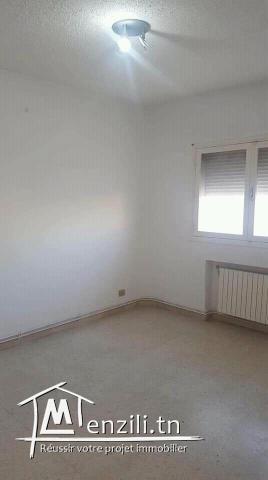 Particulier vend un appartement au coeur de manar 1