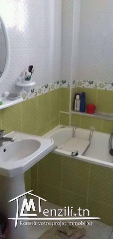 Particulier vend un appartement s+2 à ben arous