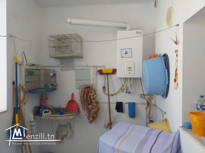 Apparemment à vendre