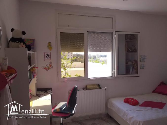 Apparemment à vendre