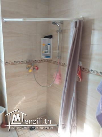 Apparemment à vendre