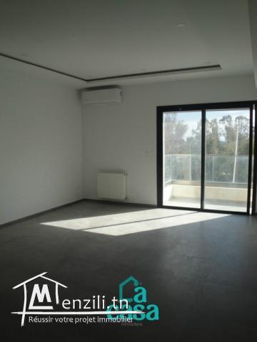 S+3 de 143 m² avec vue mer à néapolis