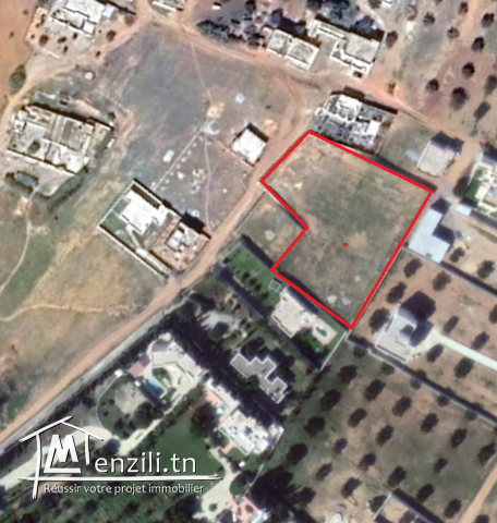 Terrain 1000m²  à 10mn de Yasmine Hammamet