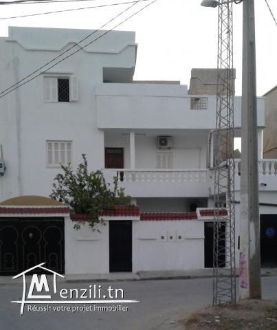 Location D'une villa à El Yasminet