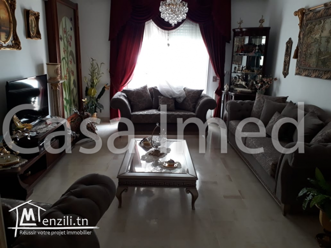 belle appartement S+3 à ras tabia