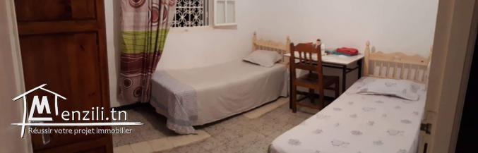 studio pour étudiantes filles