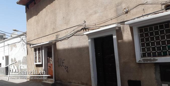 Maison 2 étages à beb khadhra