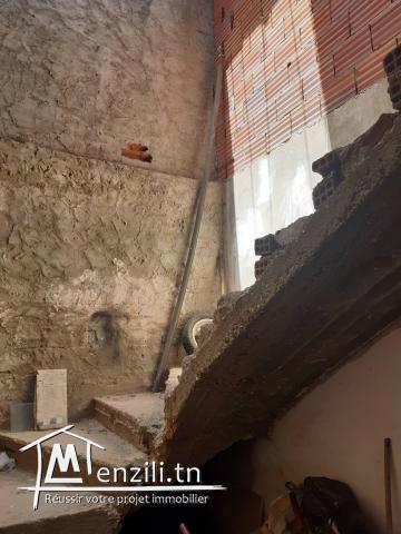 Maison 2 étages à beb khadhra