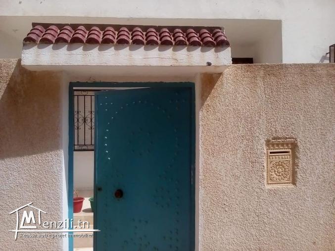 A vendre Maison à la soukra (Sidi Salah)