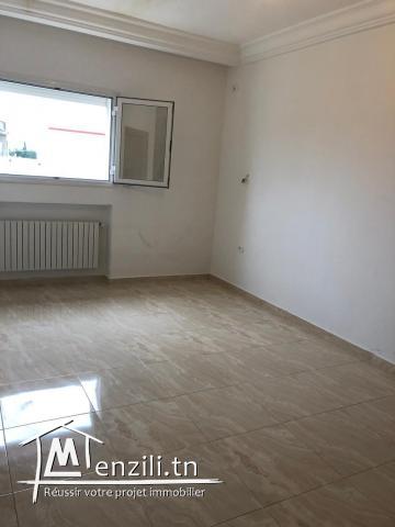 Un étage de villa tout neuf haut standing