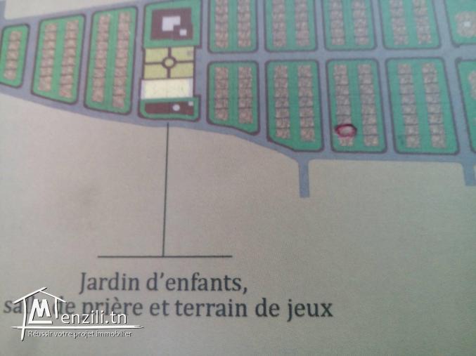 Terrain de 203 m2 à Raoued plage