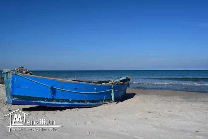 terrain très bien située a kerkouene vue sur mer tél: 28475390