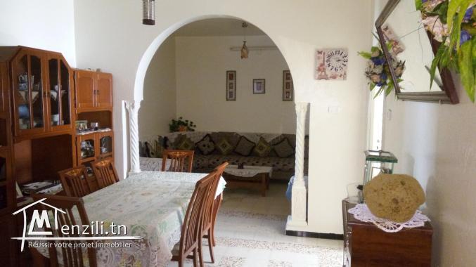 Appartement 2éme étage (Poudrière1 prés Hamadi Abid)