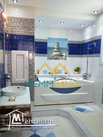 A VENDRE :Maison de charme S+6 de 630 m² sur un terrain de 1405 m²- Mahdia-Dimess.