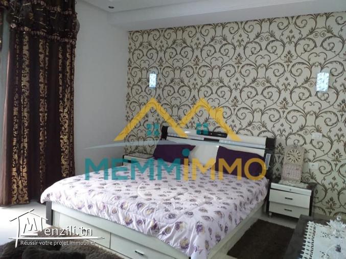 A VENDRE :Maison de charme S+6 de 630 m² sur un terrain de 1405 m²- Mahdia-Dimess.