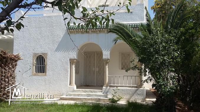 Belle maison avec grand jardin