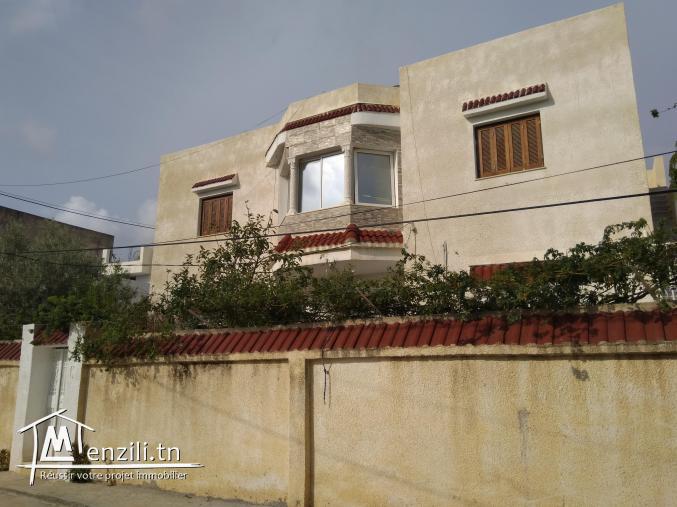 Villa à vendre Route de Raoued Jaafar 1