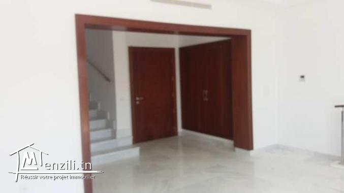 A vendre des (S+3) de très haut  Standing sur les hauteurs d'Ennasr 2