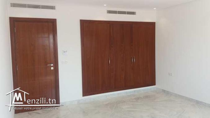 A vendre des (S+3) de très haut  Standing sur les hauteurs d'Ennasr 2