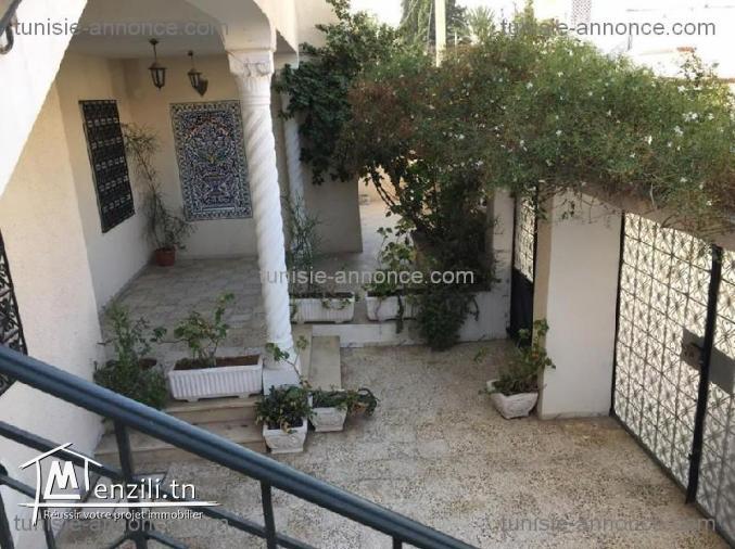 Villa R+2 à cité Ettahrir en très bon état