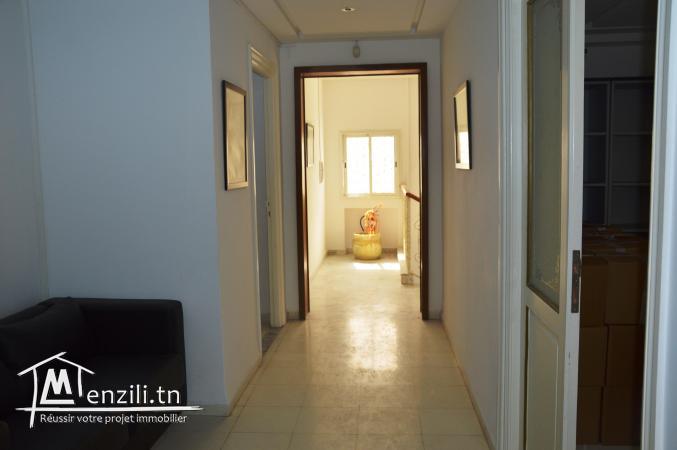 villa pour usage bureautique ou habitation