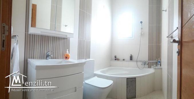 Grande villa coté de lycée mongi slim