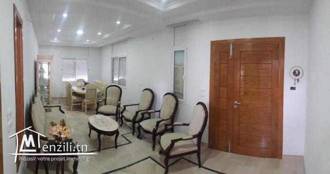 Grande villa coté de lycée mongi slim