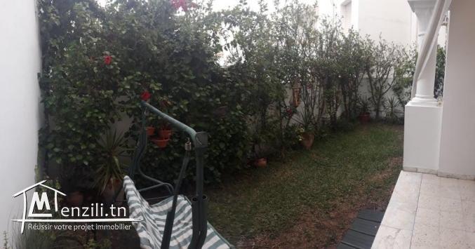 S+2 meublé avec jardin à Ennasr