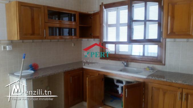 un spacieux Etage de villa à sahloul