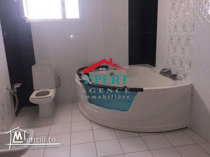 Une spacieuse villa à sahloul