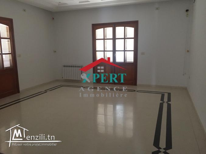 Une spacieuse villa à sahloul