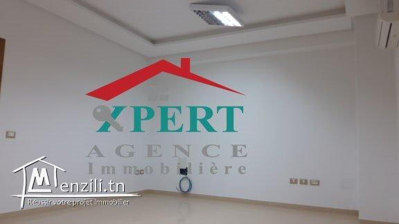 un spacieux bureau à sahloul