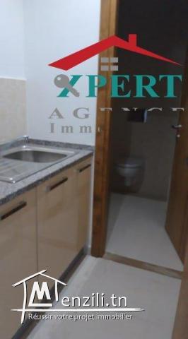 un spacieux bureau à sahloul