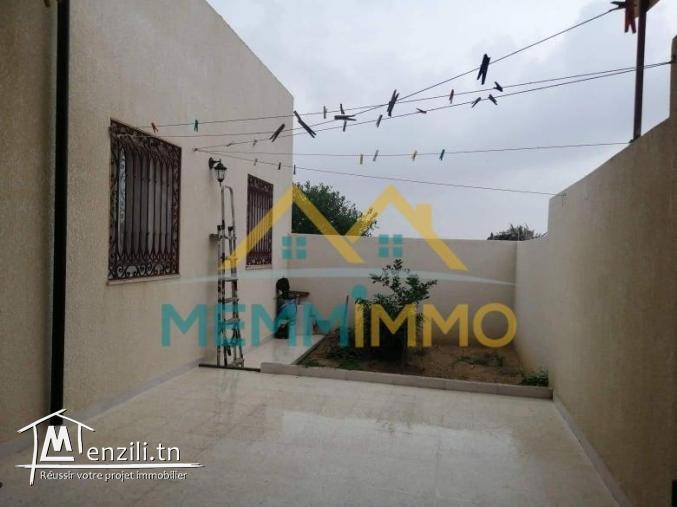 A vendre- Maison de 130 m² sur un terrain de 207 m²- Jbal Dar Waja Mahdia