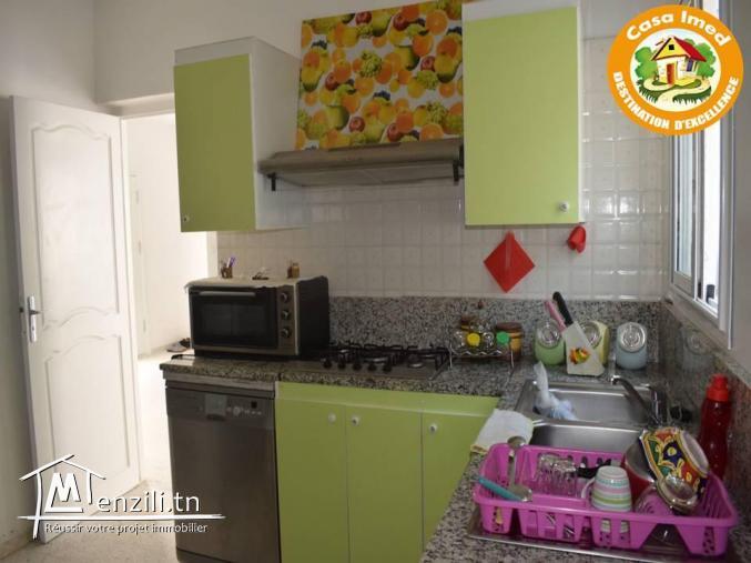 un étage de villa « s+3 » + studio en plein soukra