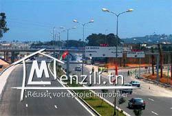 LOCAL A CHARGUIA COMMERCE OU AUTRE