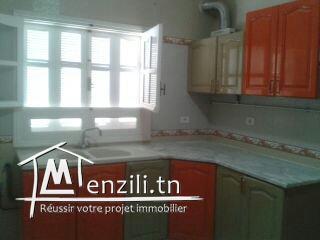 Etage de villa  el agba diar ben mahmoud