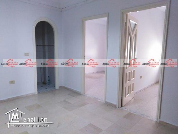 Grand bureau de type S4