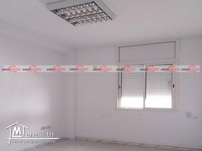 Grand bureau de type S4