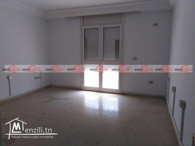 Grand bureau de type S4